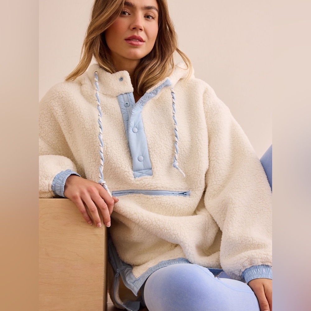 NWT Altar'd State Compare Frostbite Sherpa Pullover $128 MSRP - Picture 2 of 16